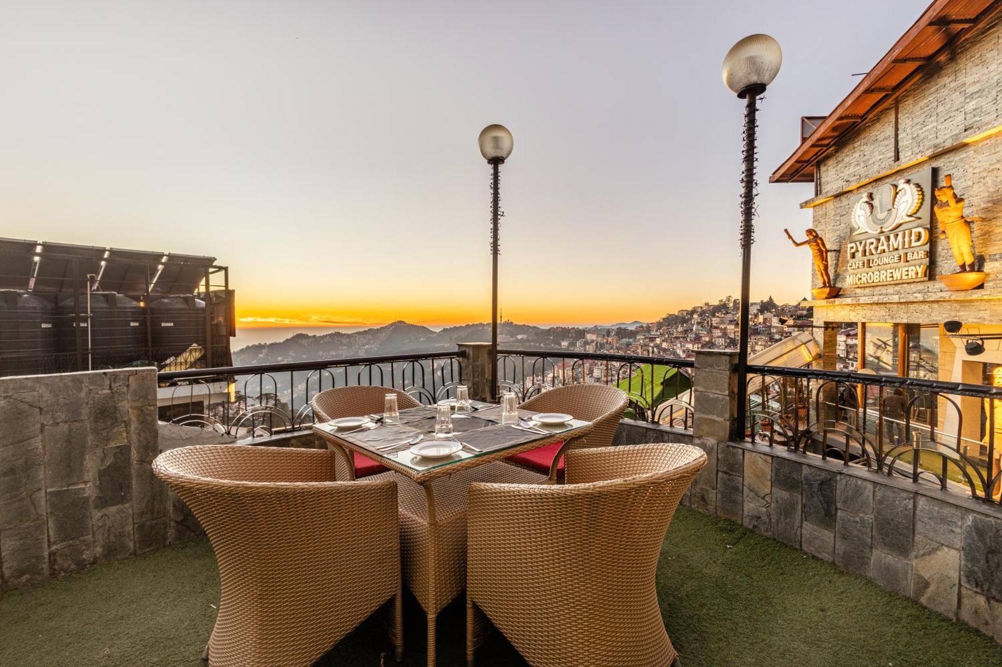 Sterling Legacy Shimla Hotel Kültér fotó